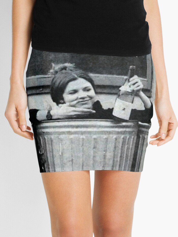 Preview Carrie Pencil Skirt