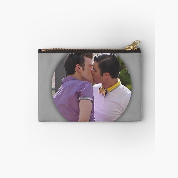 Item preview, Kurt and Blaine kissing  designed and sold by melodiruby.
