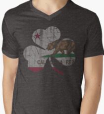 Vintage Irish Flag of California Shamrock Men's V-Neck T-Shirt