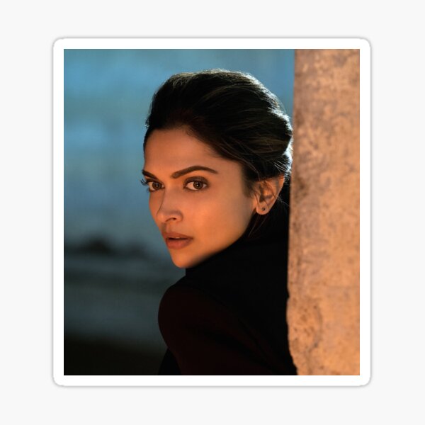 Artikel-Vorschau von Deepika Padukone, designt und verkauft von Thiyagaraja27.