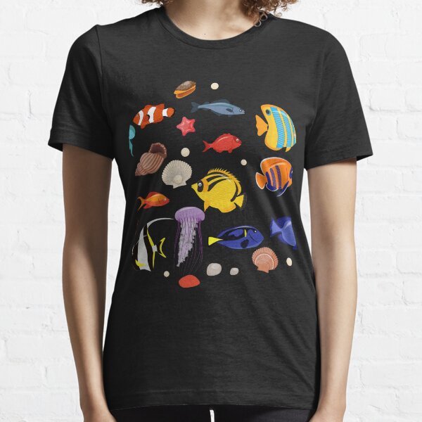 Underwater Plants And Cute Fish Essential T-Shirt