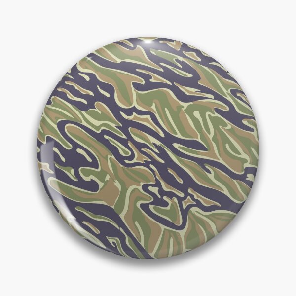 Artikelvorschau, Grüne Tarnung, nahtloses Muster Dschungel Armee Druck Militär Hunt Wrap Cover Grafikdesign Dekor Kunst entworfen und verkauft von giantdesigns.