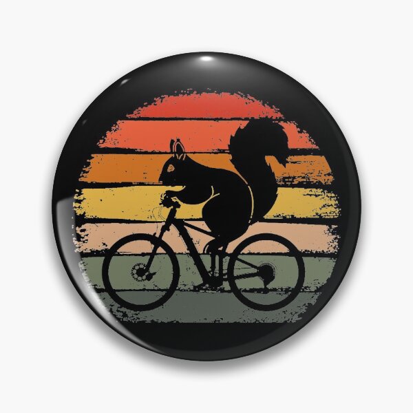 Artikelvorschau, Eichhörnchen reiten ein Fahrrad Vintage Fahrrad Eichhörnchen T-Shirt entworfen und verkauft von landanvcl147.
