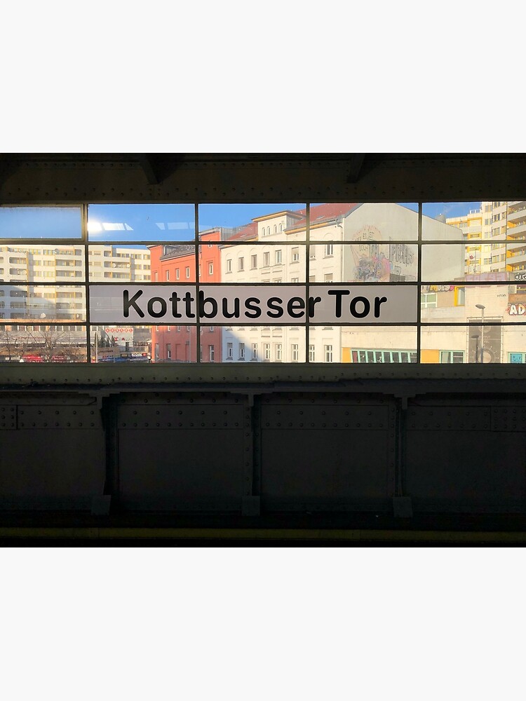 U Kottbusser Tor by Ginge-n-Tonic