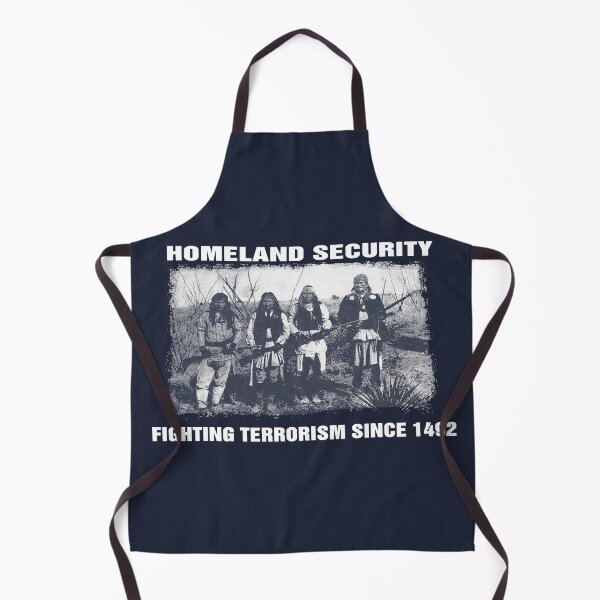 Artikelvorschau, Heimatschutz Kampf gegen den Terrorismus T-Shirt der amerikanischen Ureinwohner entworfen und verkauft von CrollechJanokn.