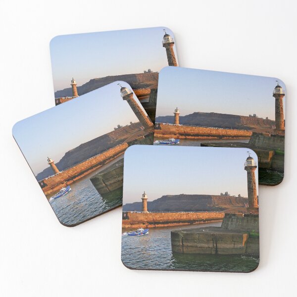 Artikelvorschau, Whitby Harbour entworfen und verkauft von leephotoofyork.