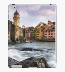 Vernazza Waves iPad Case/Skin