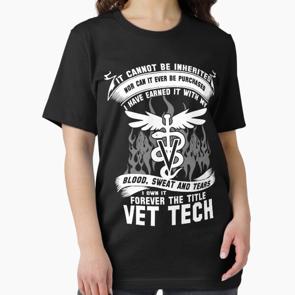 Funny Veterinary T Shirts vet techs vet tech institute vet tech vet te Essential T-Shirt