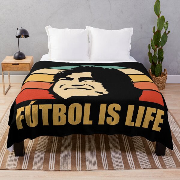 FUTBOL IS LIFE Throw Blanket