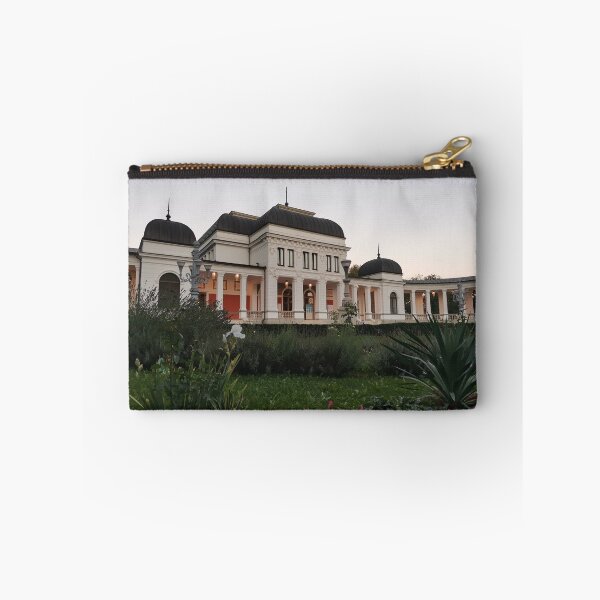 Aperçu de l'œuvre belle photo de bâtiment créée et vendue par Panda4You.