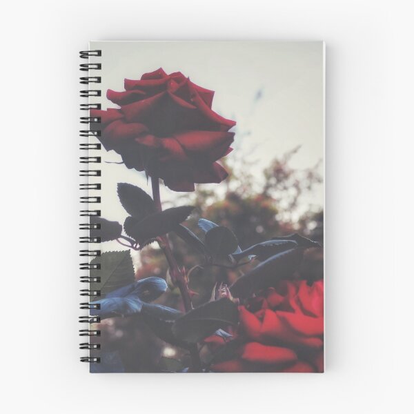Artikelvorschau, Gedämpfte Rosen entworfen und verkauft von LoganMakes.