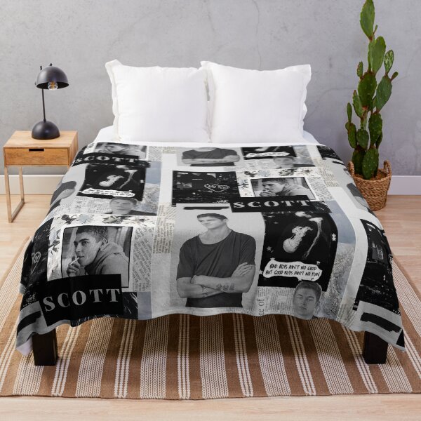 Böse Jungs sind nicht gut, aber gute Jungs machen keinen Spaß (Hardin Scott / Hero Fiennes Tiffin) Fleecedecke