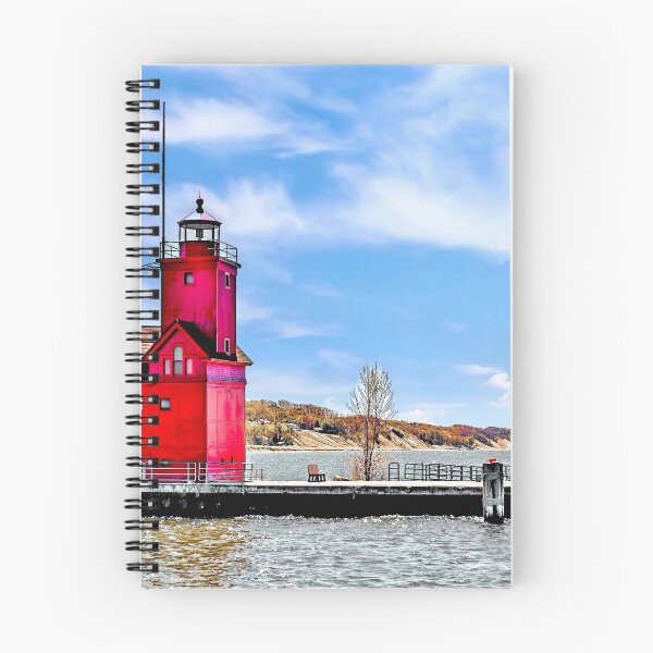 Artikelvorschau, "Holland Harbour Lighthouse" entworfen und verkauft von Creatively Colette’s .