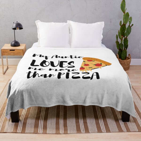 Item preview, Tía: Mi tía me ama más que la pizza. Refrán gracioso designed and sold by CuteLovelyDesigns.