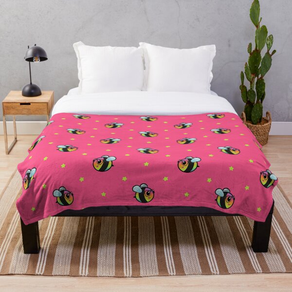 Artikelvorschau, Regenbogenbienen & Sterne (auf rosa, größerer Druck) entworfen und verkauft von Mandy Bee.