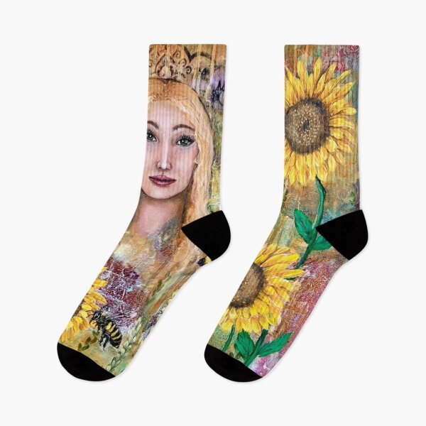 Item preview, Queen Bee designed and sold by Carol Iyer.