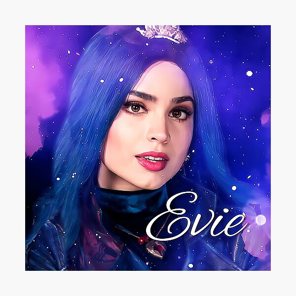Item preview, Evie Princesa Azul - Descendientes 3 designed and sold by Arte Enchanted.