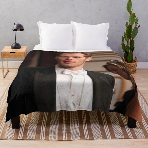 Bibuwaw Soft Plush Throw Blanket Originals Vampire Klaus Mikaelson Blankets Micro Flannel Fleece for Couch Sofa 50X40 Bibuwaw Soft Plush Throw Blanket Originals Vampire Klaus Mikaelson Blankets Micro Flannel Fleece for Couch Sofa 50X40