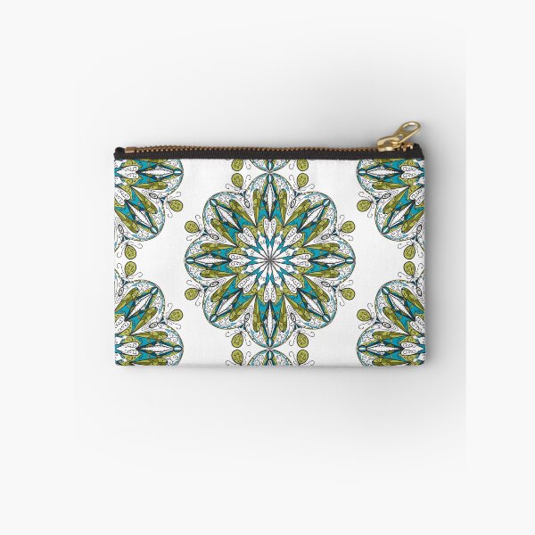 Aperçu de l'œuvre Mandala fleur jaune et bleu, Mandala Beach Club, ton vert Mandala créée et vendue par Bashar-Design.