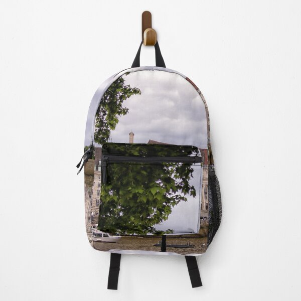 Item preview, County Hall, London, UK designed and sold by Yannik Hay.
