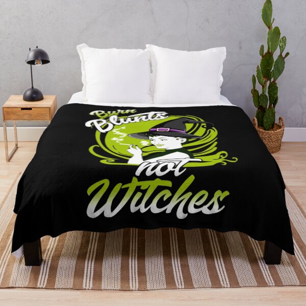 Artikelvorschau, Burn Blunts Not Witches entworfen und verkauft von Ghastly Wicked Creations Studio.