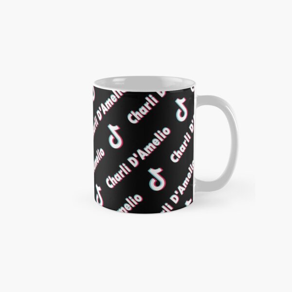 Charli Damelio Taza clásica