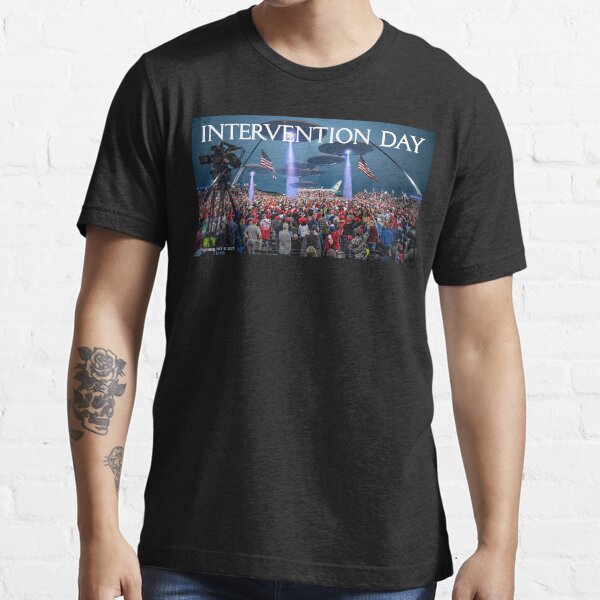 Intervention Day Essential T-Shirt