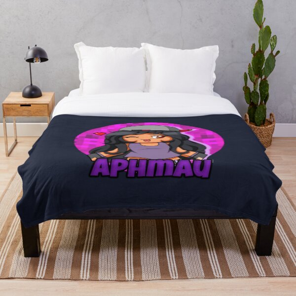 Aphmau Gaming Desing Logo Throw Blanket
