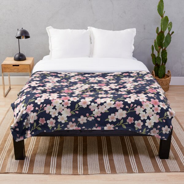 Artikelvorschau, Japanischer stilisierter Blüten-Kimono-Druck in Marine u. Rosa entworfen und verkauft von STUDIOFLOW.