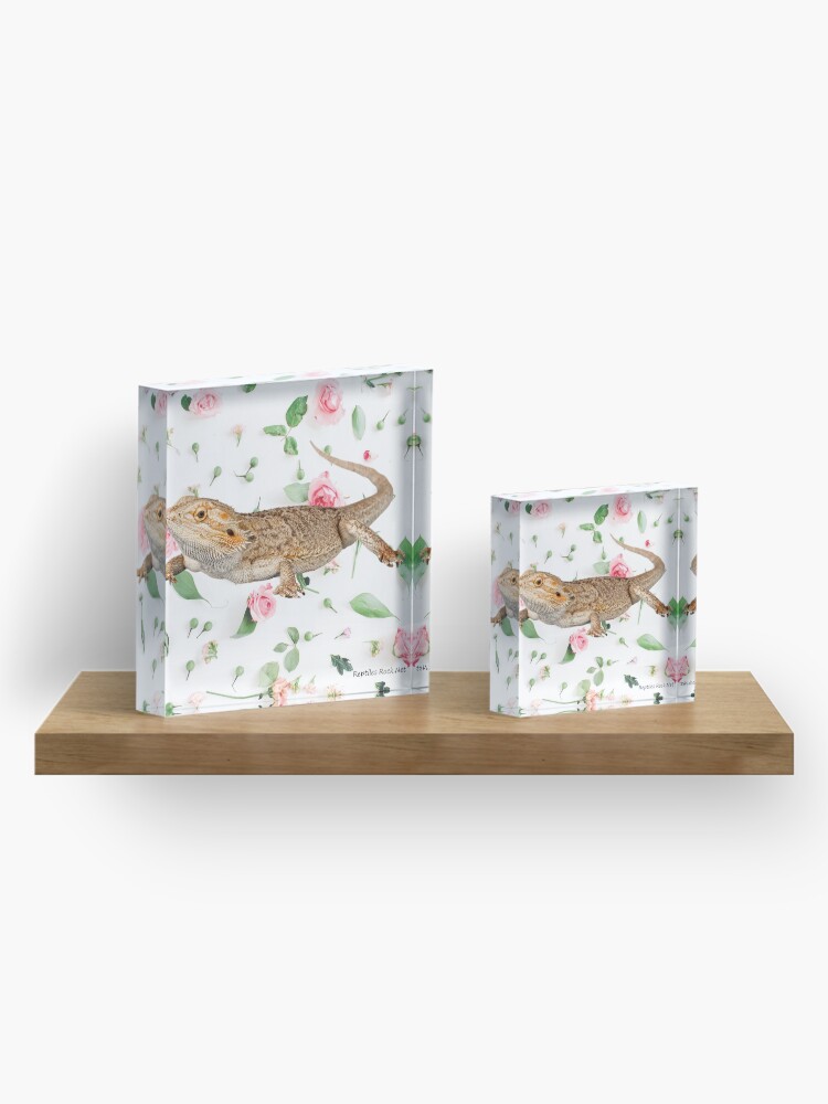 Alternate view of Bearded Dragon On A Carnation Background Acrylic Block