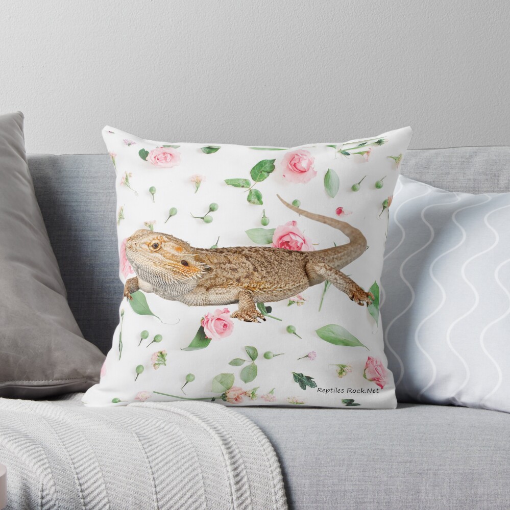 Bearded Dragon On A Carnation Background Throw Pillow