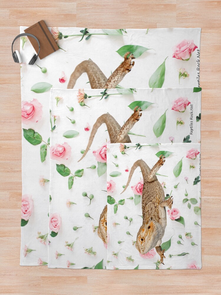 Alternate view of Bearded Dragon On A Carnation Background Throw Blanket