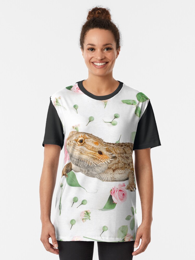 Alternate view of Bearded Dragon On A Carnation Background Graphic T-Shirt