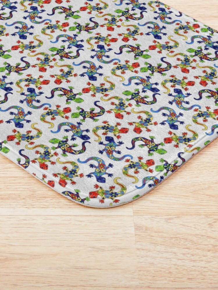 Alternate view of Gecko Vibrant Multi Print Bath Mat