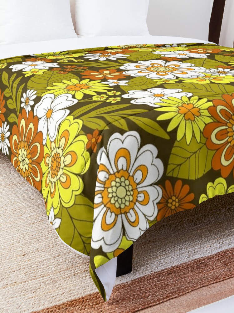 Retro Flower Power 1970s Hippie Floral | Comforter