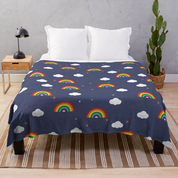 Artikelvorschau, Marineblau mit Regenbogen- und Wolkendesign entworfen und verkauft von shadowbright.