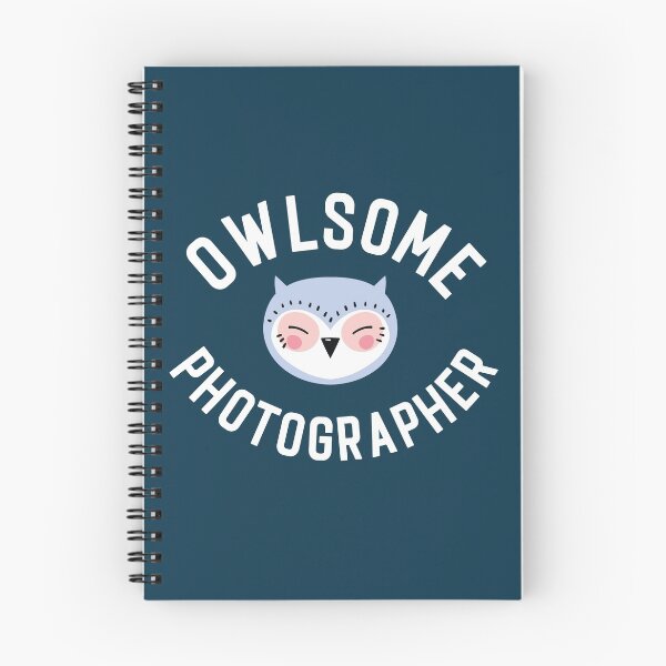 Artikelvorschau, Owlsome Photographer Pun - Funny Gift Idea entworfen und verkauft von betternotes.