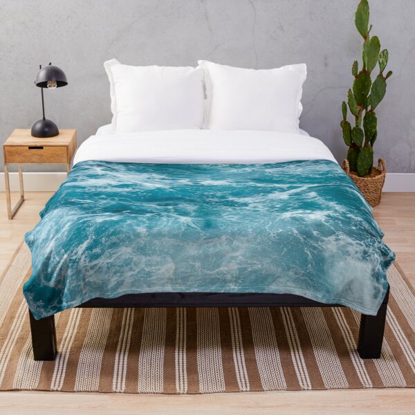 Aperçu de l'œuvre Vagues de l'océan bleu créée et vendue par WePrintTees.