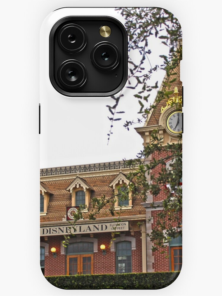 The iPhone 13 Pro goes to Disneyland