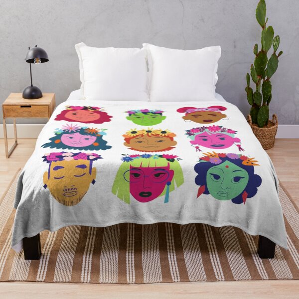 Artikelvorschau, Flower Power Gesichter mit Blumenkrone entworfen und verkauft von Digibee.
