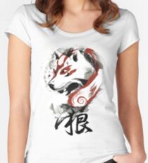 Wolf Women's Fitted Scoop T-Shirt