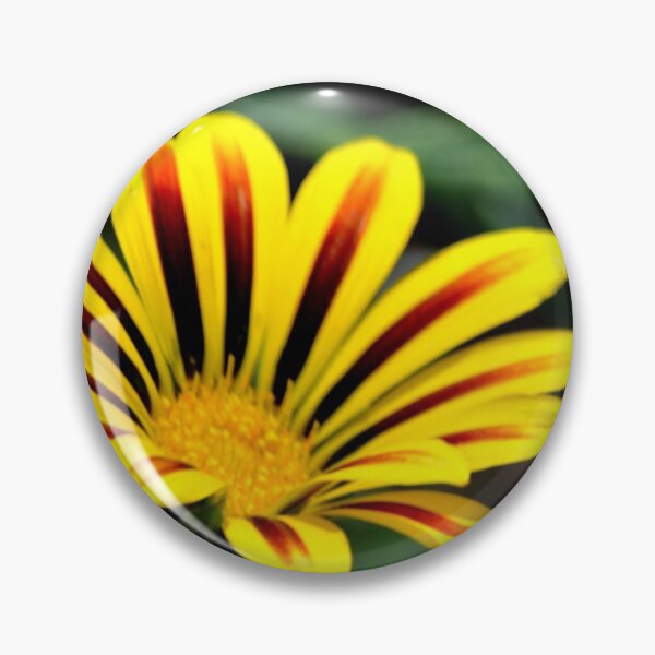 Artikelvorschau, Gelbe und rote Blume entworfen und verkauft von michaelasamples.