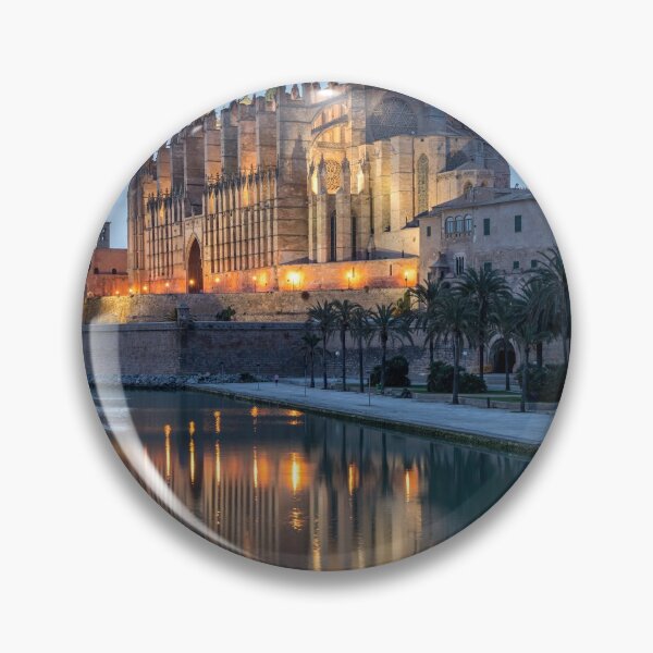 Item preview, La Seu Cathedral in Palma de Mallorca designed and sold by reisefoto.