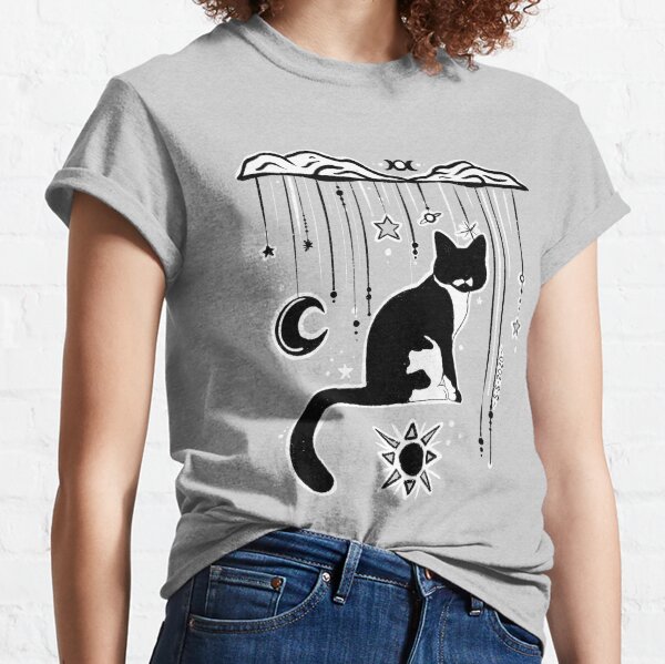 Dreamy Luna Classic T-Shirt