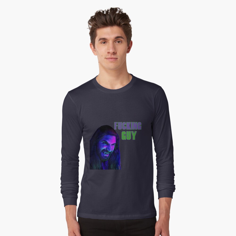 Aperçu de l'œuvre T-shirt manches longues créée et vendue par littlegreenmoo.