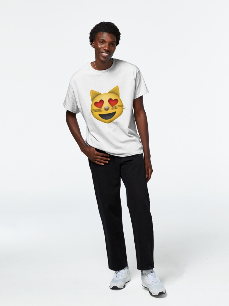 Disover Heart Eyes Cat Emoji T-Shirt