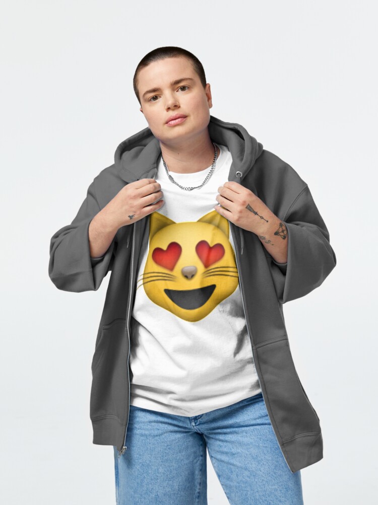 Discover Heart Eyes Cat Emoji T-Shirt