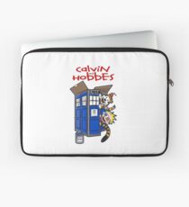 calvin and hobbes police box Laptop Sleeve