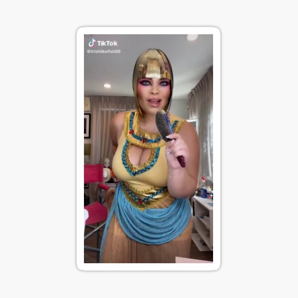 Vista previa del artículo con la obra «Trisha Paytas Rey Tut TikTok», diseñado y vendido por Tesa McCracken.