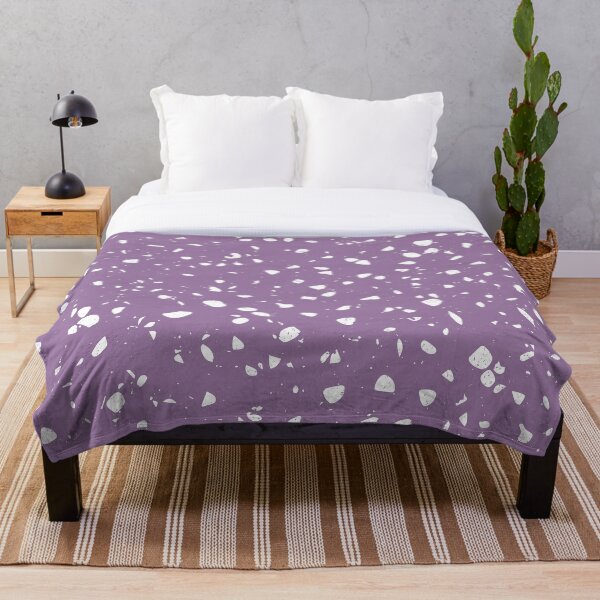 Artikelvorschau, Terrazzo-Marmormuster in Lila mit weißen Flecken entworfen und verkauft von PurpleAdventure.
